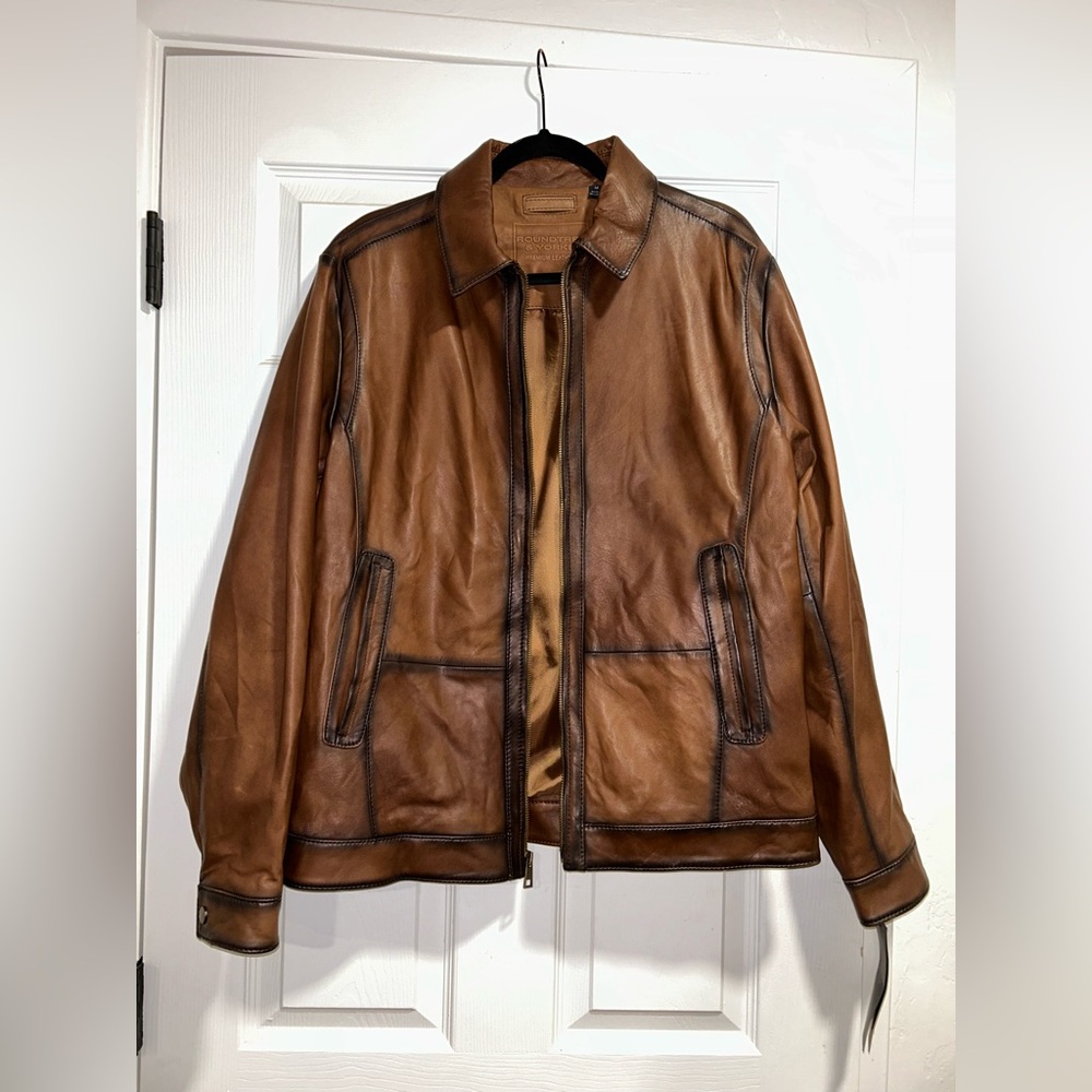 ROUNDTREE & YORKE NWT
